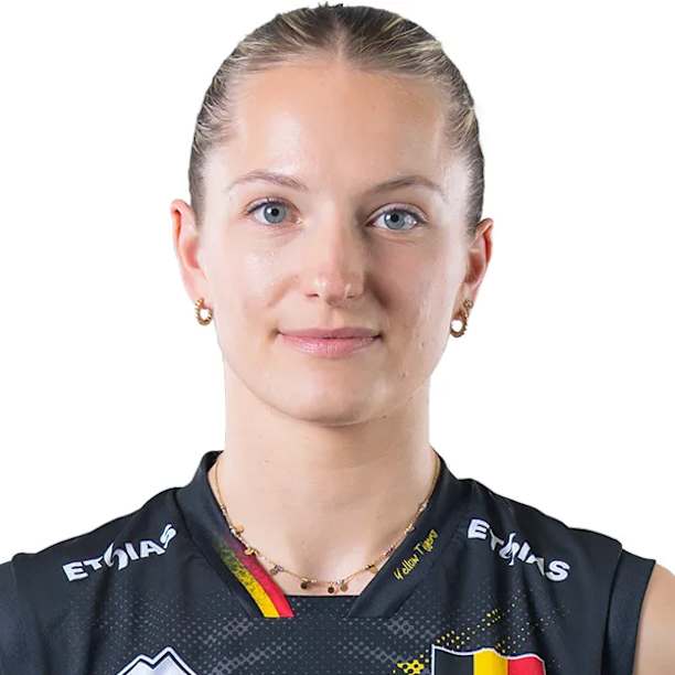 Elise Van Sas official portrait